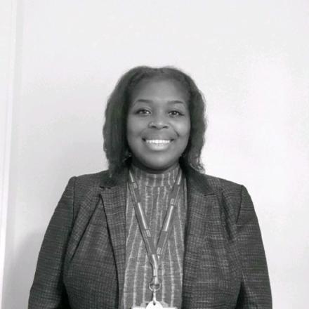 Jordelle Akinola in jacket, mono